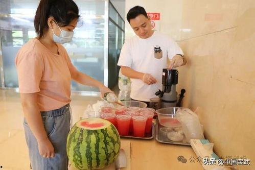 乌市奶茶吃瓜事件视频,一场奶茶引发的社交风波揭秘