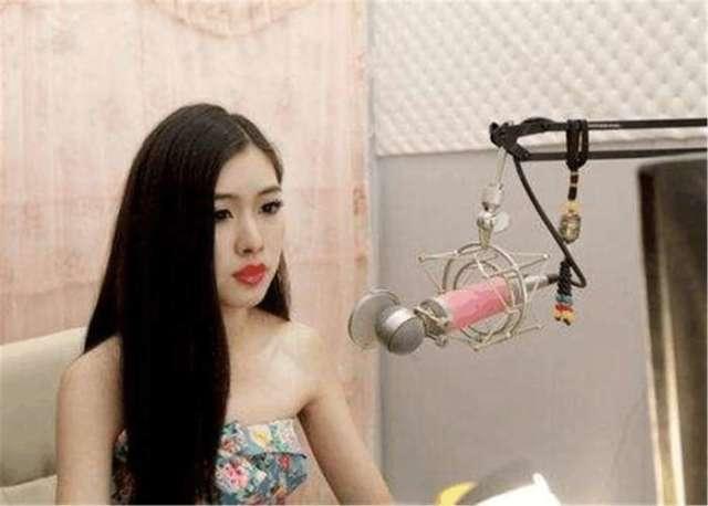 女主播吃茄瓜视频大全下载,趣味视频大盘点