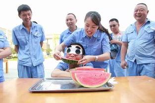 外国吃瓜群众搞笑视频,外国吃瓜群众搞笑视频大盘点