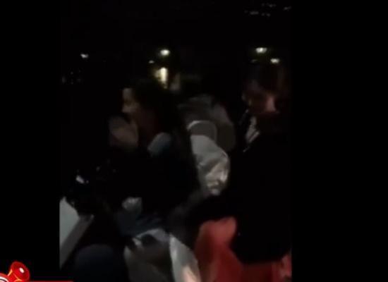 道具萌萌哒的吃瓜群众视频,视频爆笑来袭！