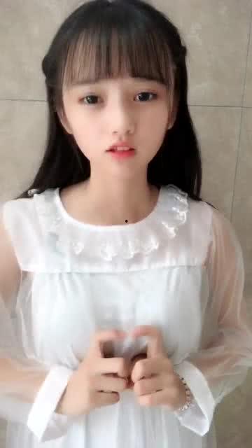 会吃瓜的小姐姐视频,揭秘会吃瓜小姐姐的趣味视频世界