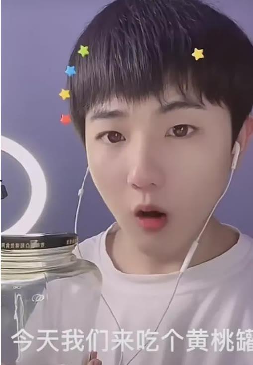 风小逸吃瓜视频,揭秘娱乐圈幕后故事