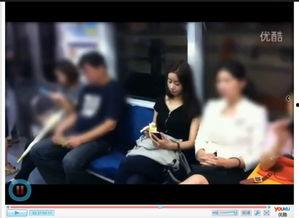 和美女合拍吃瓜视频,甜蜜瞬间尽收镜头